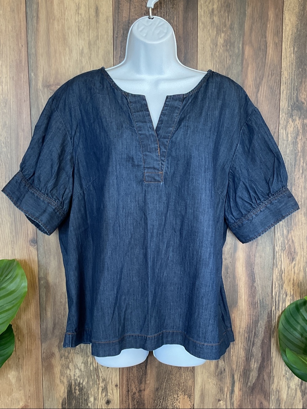 Talbots Denim Split-Neck Tunic Top XL          W479